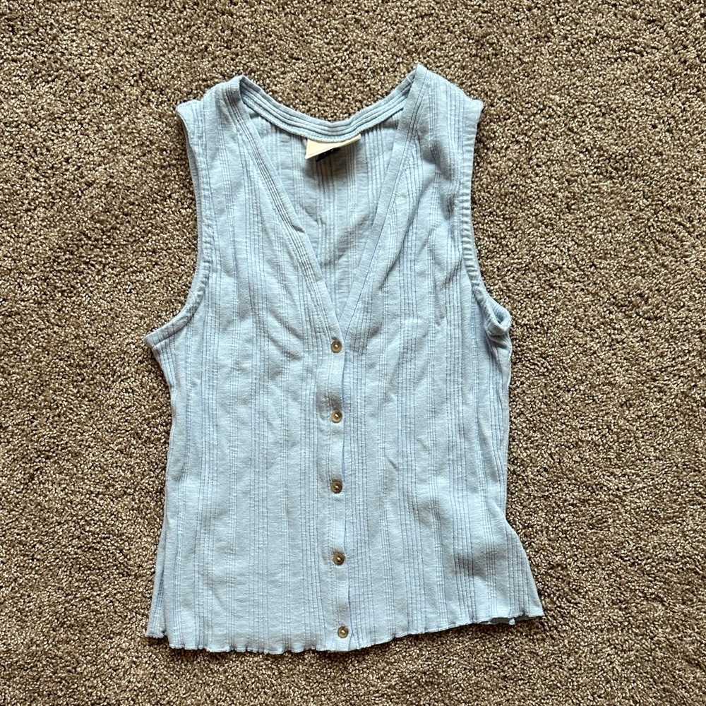 Universal Thread Light Blue Button Down Sleeveless Shirt